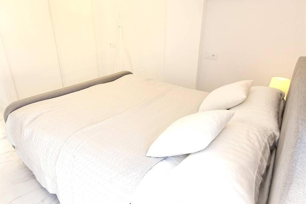 Skol 645. Exclusive Three Bedrooms With Sea Views Appartement *